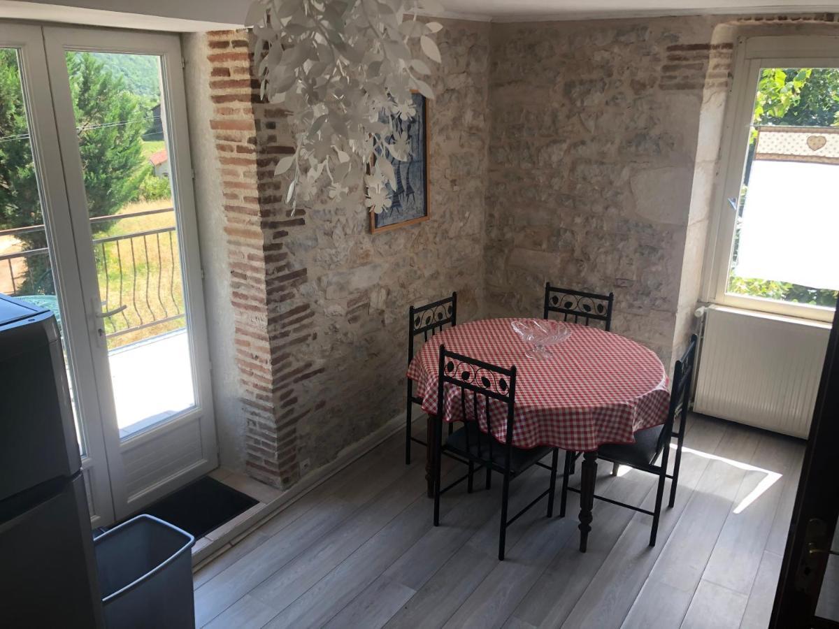 Les Figuiers De Louna - Pierre Ensoleillee - 110 M2 Et Une Veranda Saint-Gery  Bagian luar foto