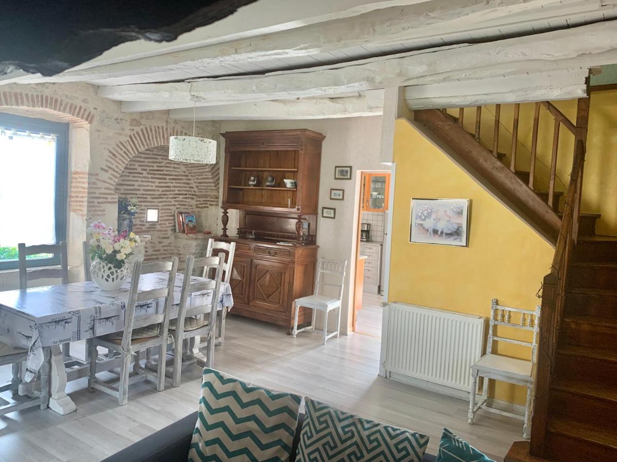 Les Figuiers De Louna - Pierre Ensoleillee - 110 M2 Et Une Veranda Saint-Gery  Bagian luar foto